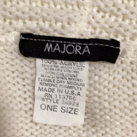 Majora Ivory Poncho - Picture 7 of 7